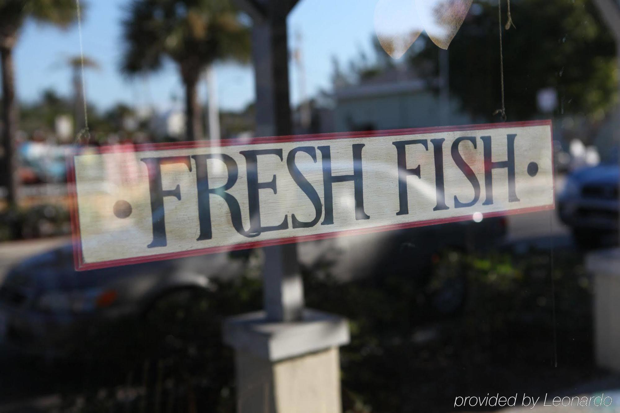 Bridgewalk, A Landmark Resort Bradenton Beach Buitenkant foto