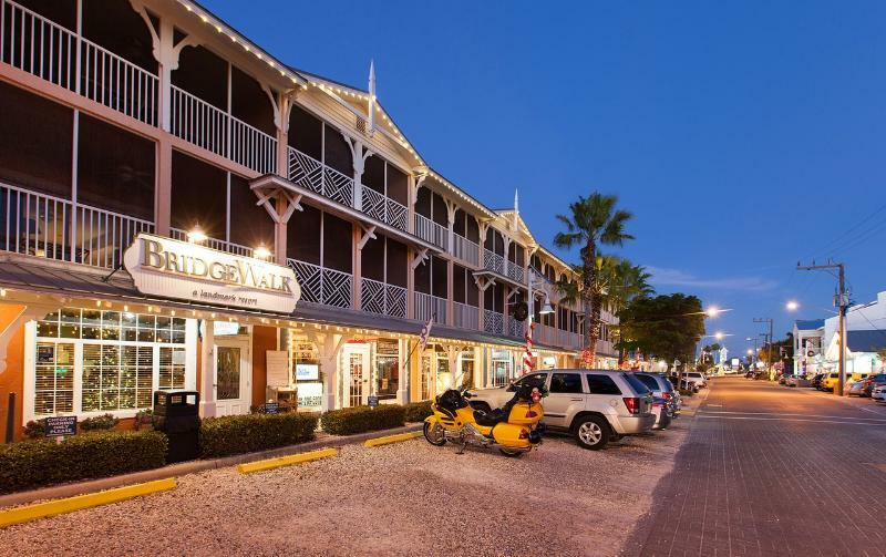 Bridgewalk, A Landmark Resort Bradenton Beach Buitenkant foto